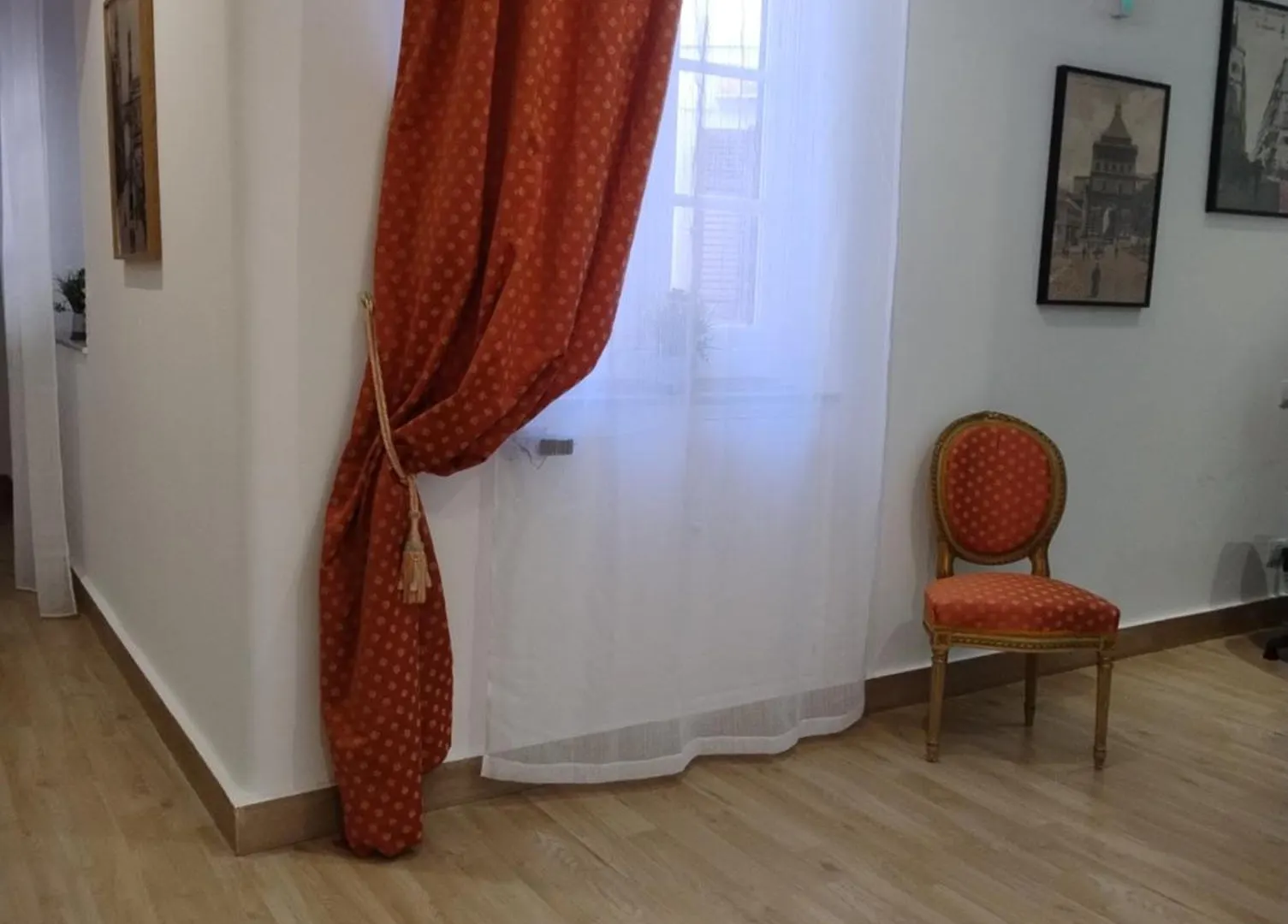 Le Camere Di Via Meccio Palermo 0*,